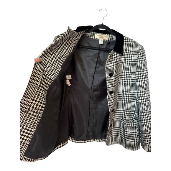 Vintage Jones New York Black Velvet and white houndstooth Coat size large - Picture 9 of 11
